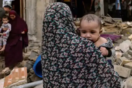 الأونروا: "أكثر من 150 ألف امرأة حامل تواجه مخاطر صحية خطيرة في غزة"